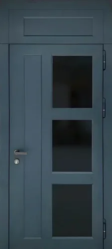 Входная дверь остеклённая с фрамугой для загородного дома №33