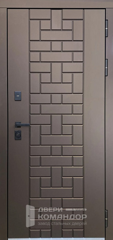 Дверь жестяная входная цвета шоколад №33 - наружная сторона